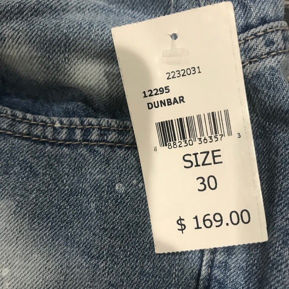 NWT DL1961 Karlie Boyfriend short color is Dunbar - Picture 7 of 11